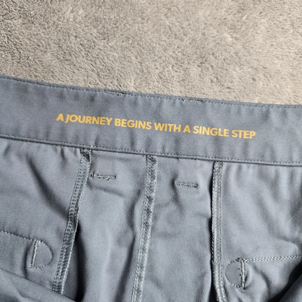 Rhone Commuter Classic Pants Mens 38x32 Gray Blue Slim Fit Straight  Zip Pocket
